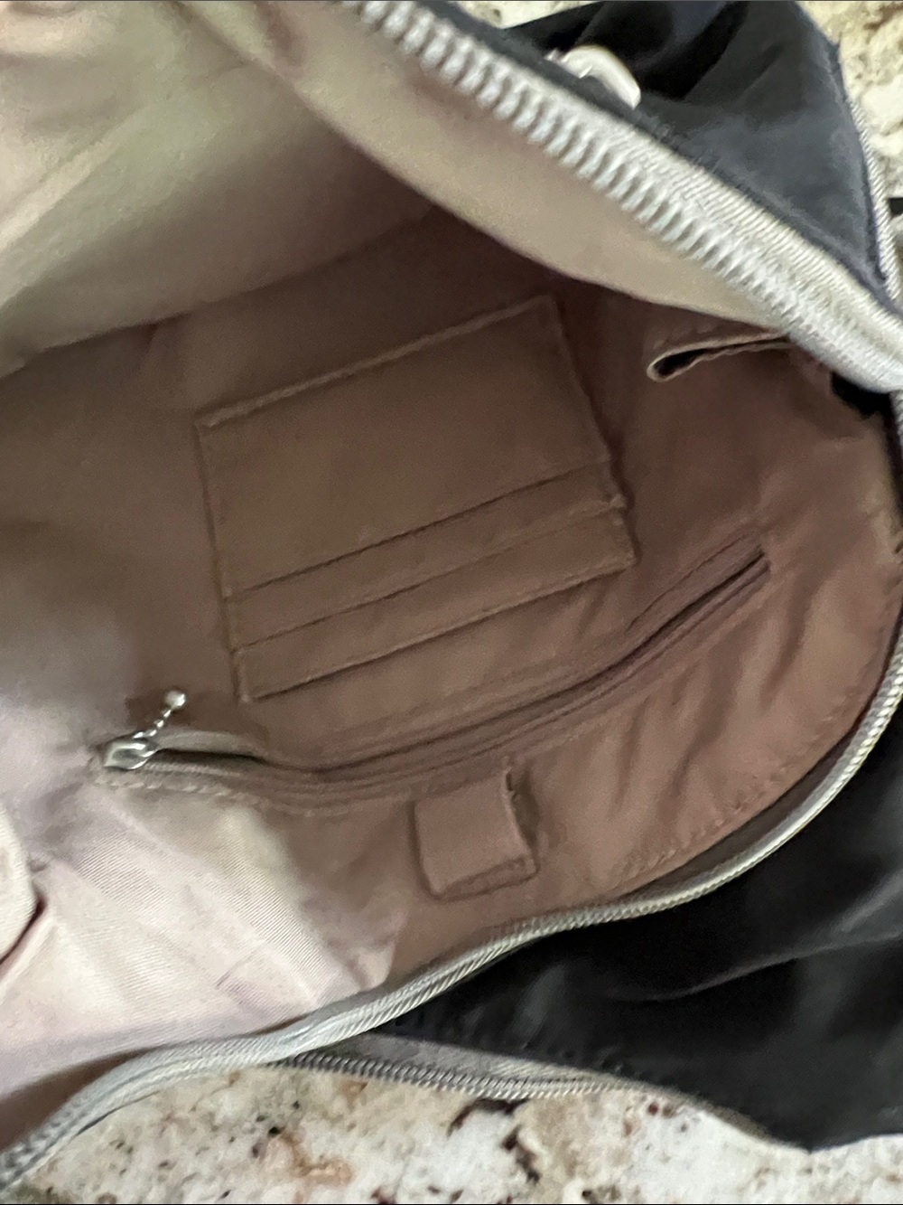 Baggallini Lightweight Crossbody bag - Picture 6 of 8